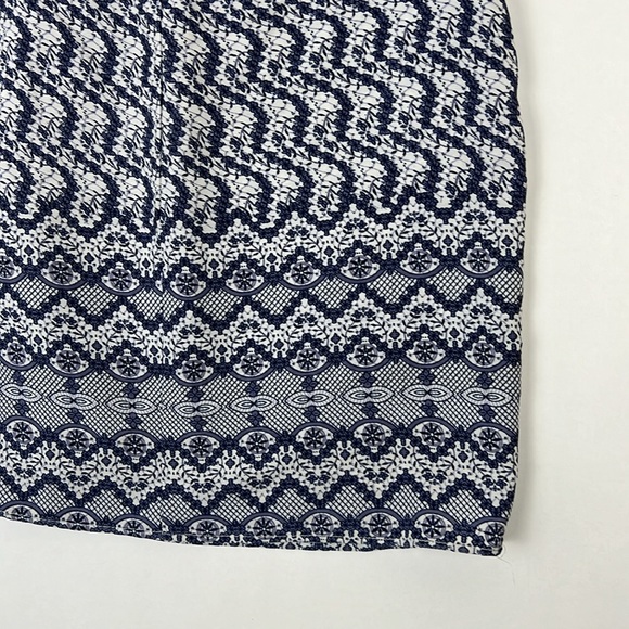 JAPNA Kids flutter sleeve blouse blue and white geometric print 6X - Picture 3 of 10